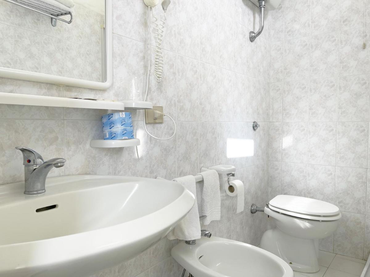 Hotel Reginella SantʼAgata sui Due Golfi Zewnętrze zdjęcie