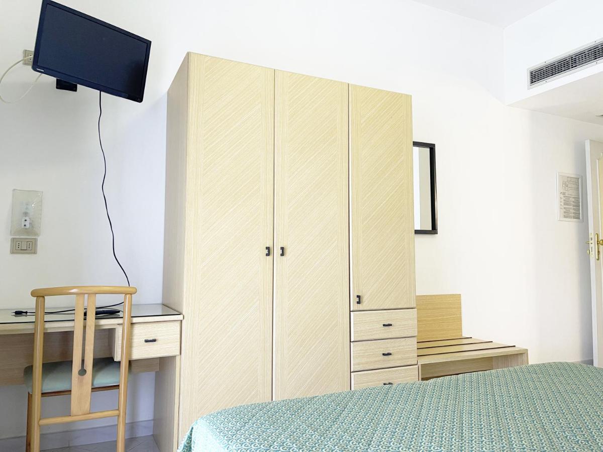 Hotel Reginella SantʼAgata sui Due Golfi Zewnętrze zdjęcie