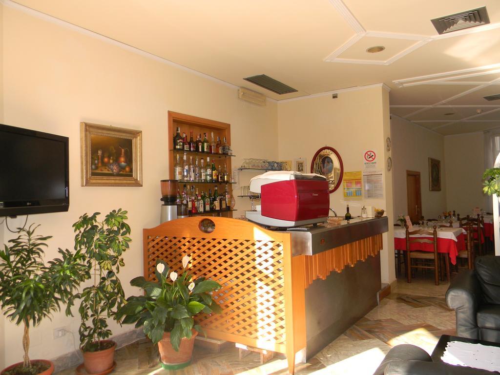 Hotel Reginella SantʼAgata sui Due Golfi Zewnętrze zdjęcie